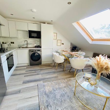 Apartment In Stepney Green London Bagian luar foto