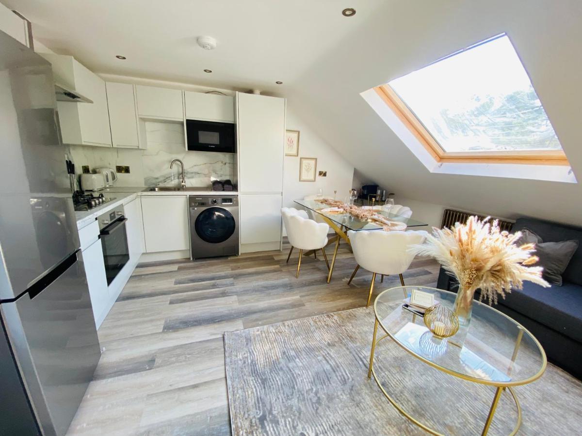 Apartment In Stepney Green London Bagian luar foto