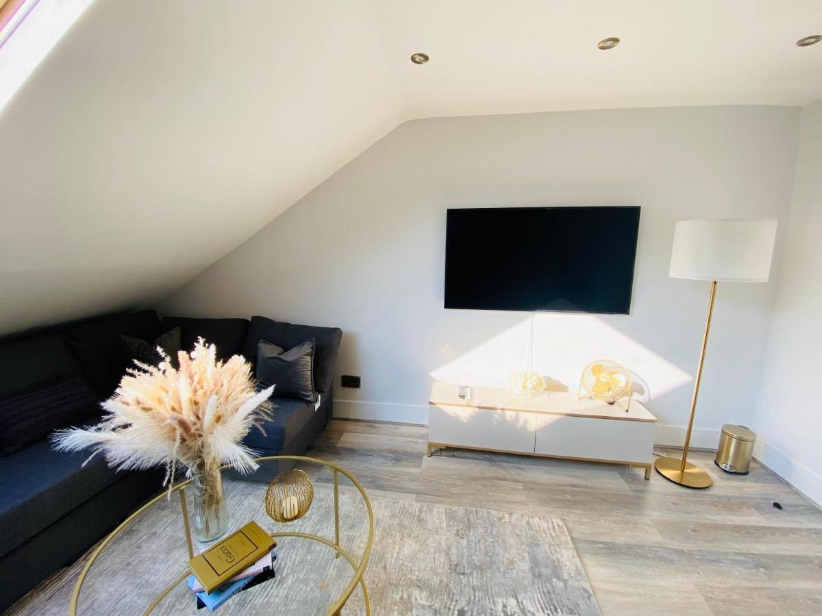 Apartment In Stepney Green London Bagian luar foto